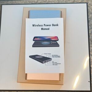 Wireless Power Bank - Silver